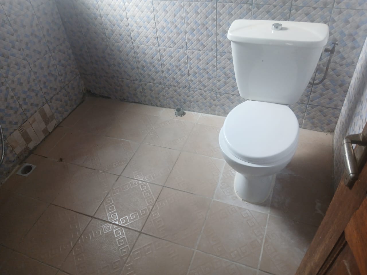 appartement 3pieces au NOUVEAU CHU DJOROBITE 2